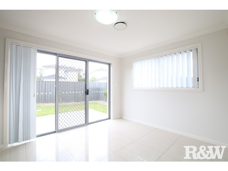 42/30 Australis Drive, Ropes Crossing NSW 2760