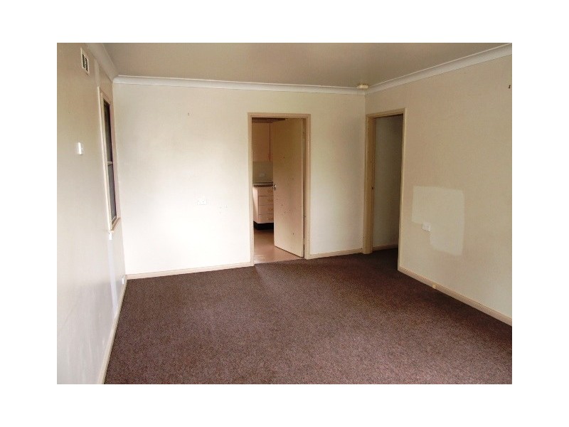 2  KARANGI ROAD, Whalan NSW 2770