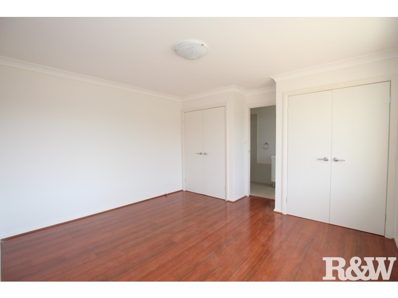 27 Gawler Avenue, Minto NSW 2566