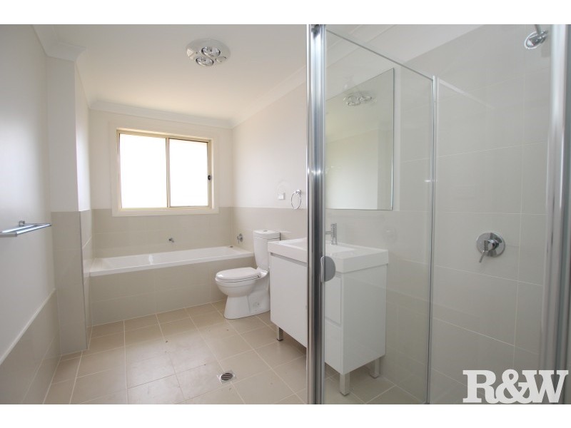 27 Gawler Avenue, Minto NSW 2566