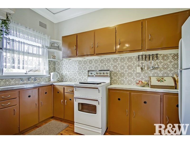 9 Eastern Road, Rooty Hill NSW 2766