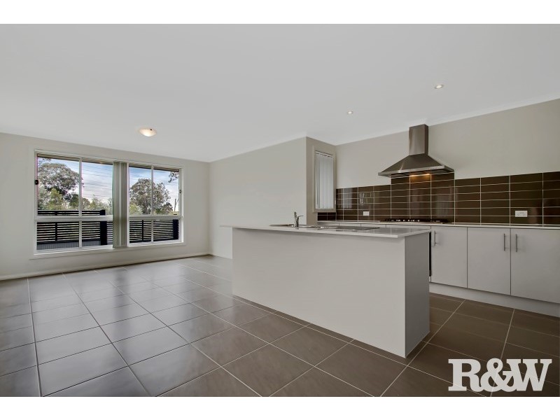 28 Murcutt Street, Ropes Crossing NSW 2760