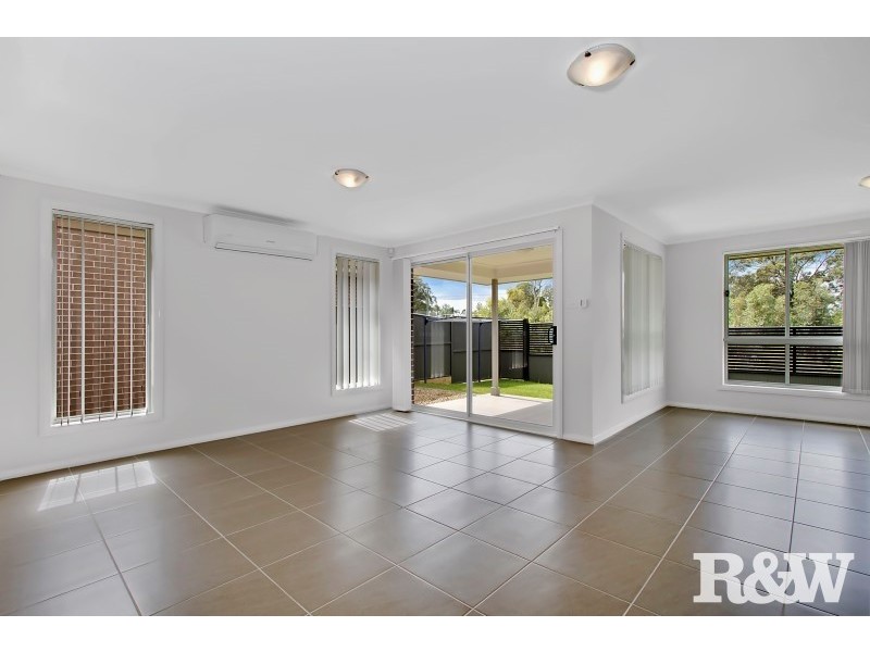 28 Murcutt Street, Ropes Crossing NSW 2760