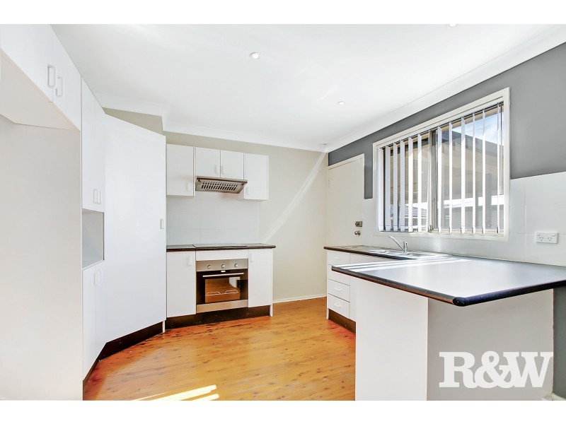 31 Alford Street, Quakers Hill NSW 2763