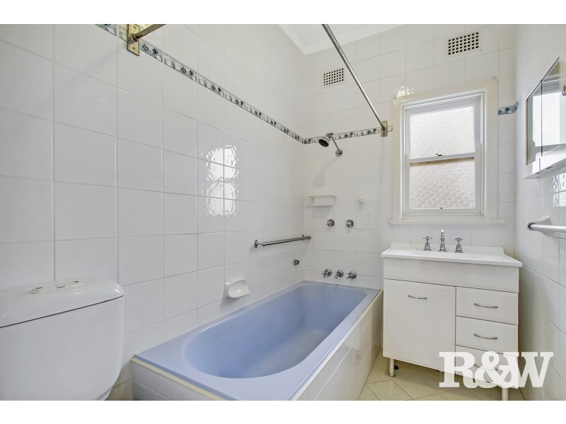 10 Monash Road, Blacktown NSW 2148