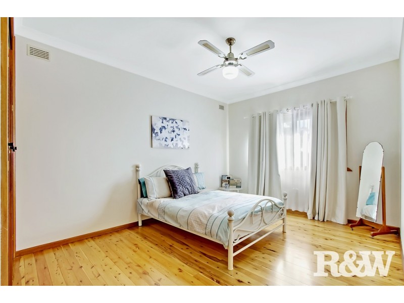 18 Waratah Street, Rooty Hill NSW 2766