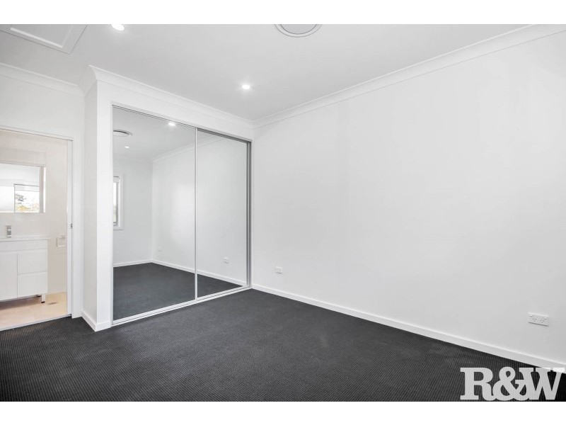 2/145-147 Oxford Street, Cambridge Park NSW 2747