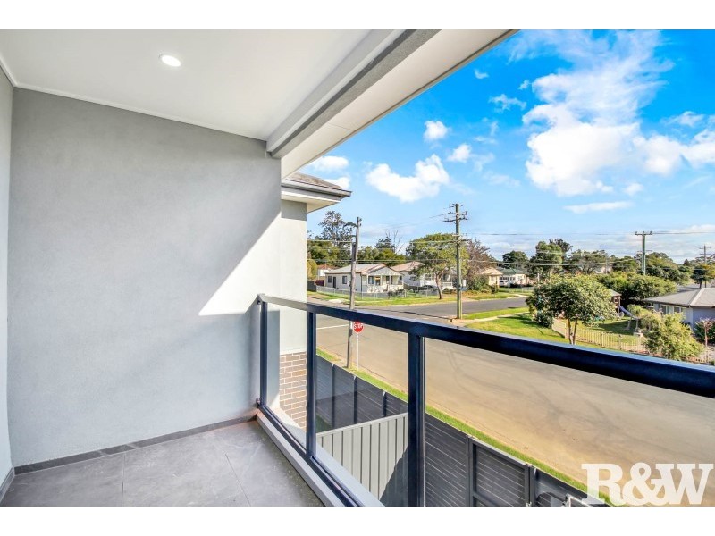 2/145-147 Oxford Street, Cambridge Park NSW 2747