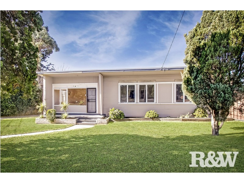 7 Forrester Road, Lethbridge Park NSW 2770