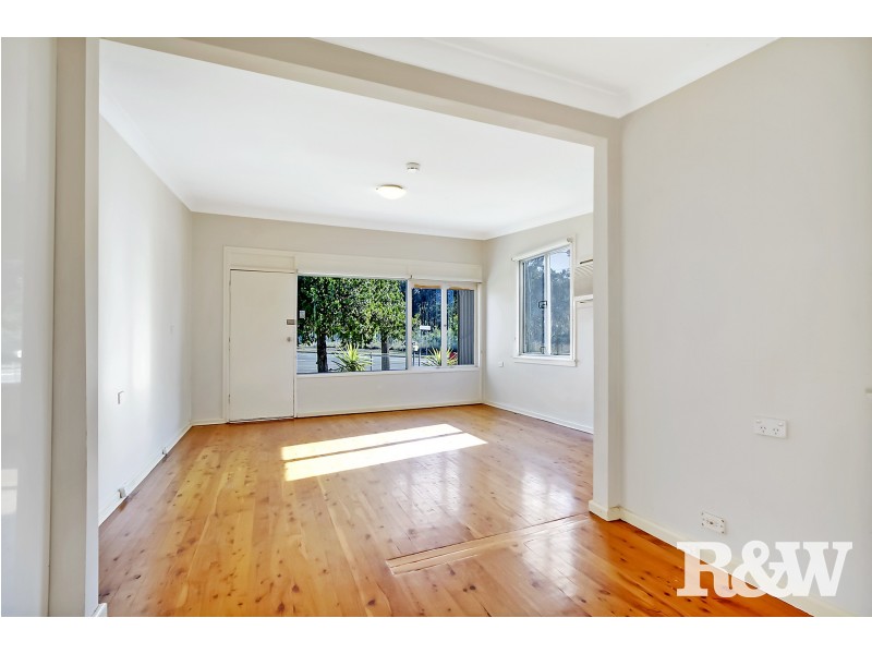 7 Forrester Road, Lethbridge Park NSW 2770
