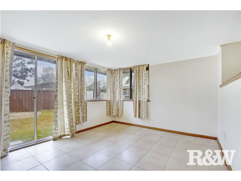 6 Tarun Place, Dharruk NSW 2770