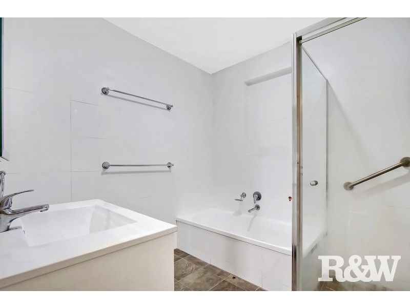 6 Tarun Place, Dharruk NSW 2770