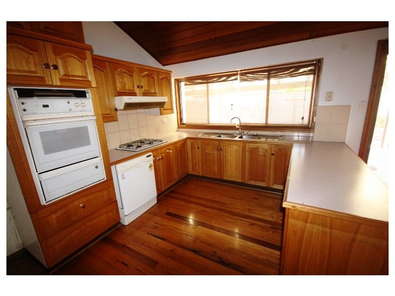 31 SAUTERNE CRESCENT, Minchinbury NSW 2770