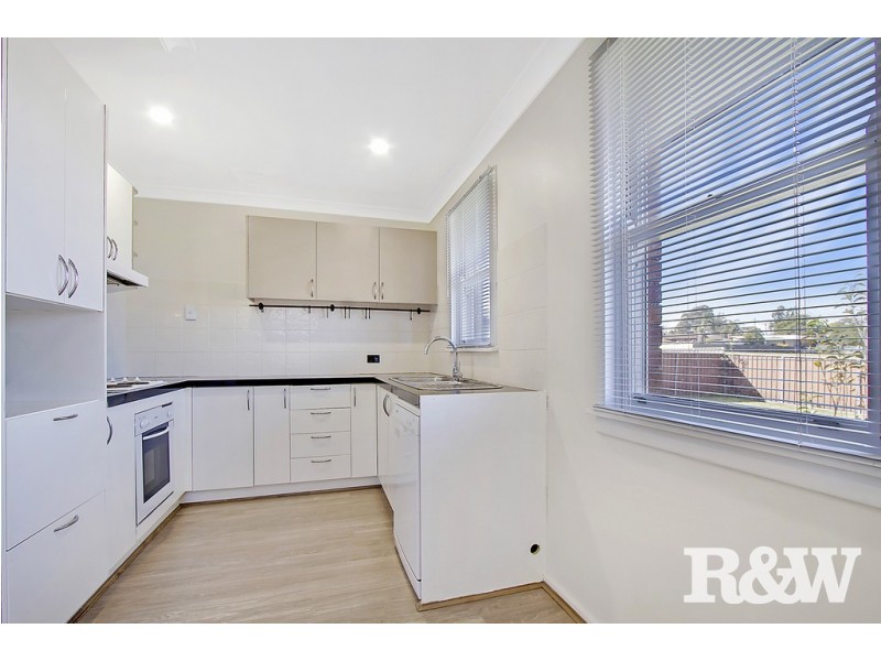 55 Noumea Street, Lethbridge Park NSW 2770