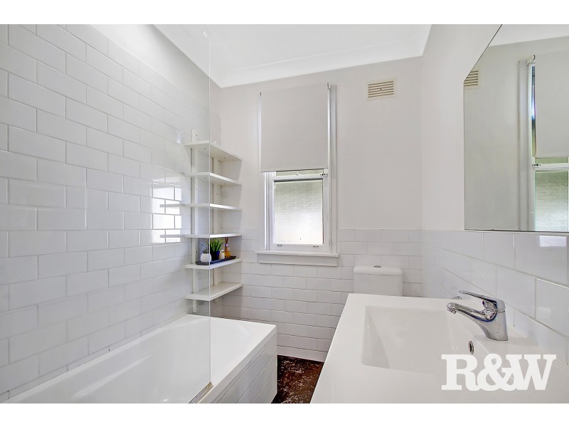 55 Noumea Street, Lethbridge Park NSW 2770