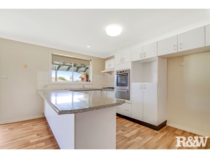 16 Leane Place, Cranebrook NSW 2749