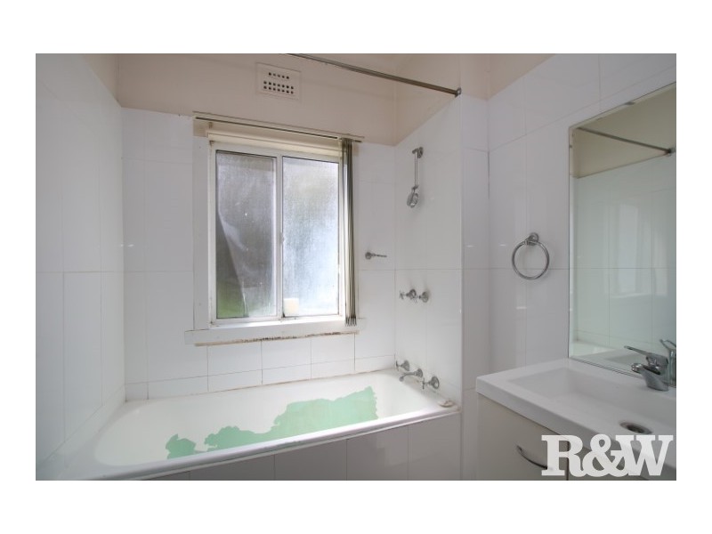 28 Sydney Street, St Marys NSW 2760