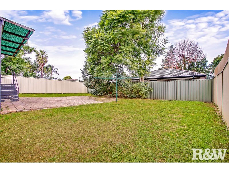 26 Luzon Avenue, Lethbridge Park NSW 2770