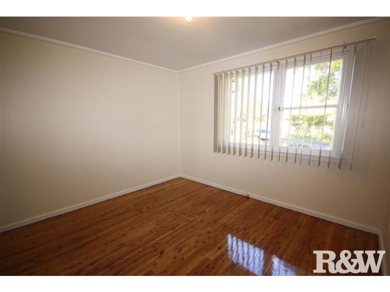 8 Cedar Crescent, North St Marys NSW 2760