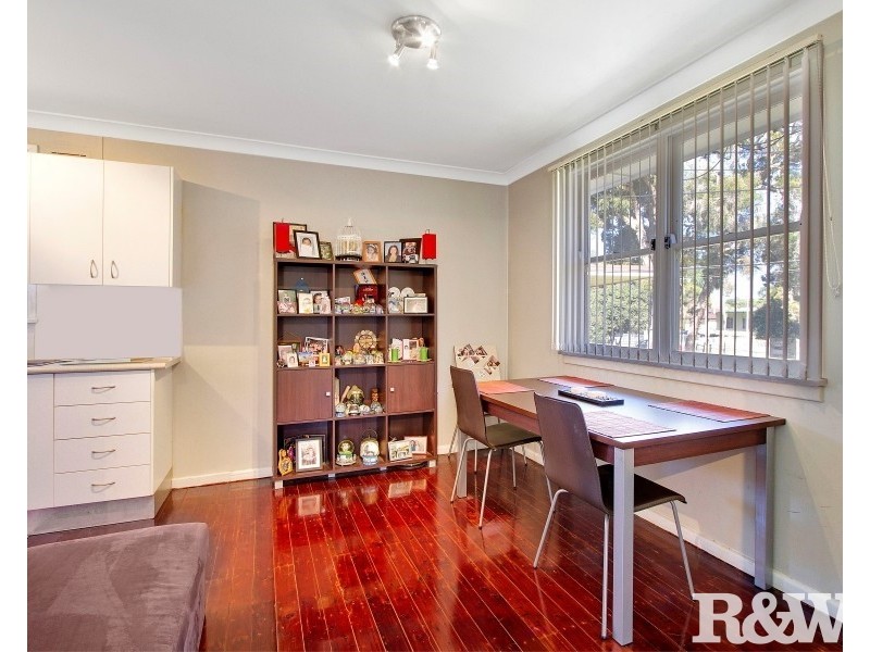 7 Luzon Avenue, Lethbridge Park NSW 2770