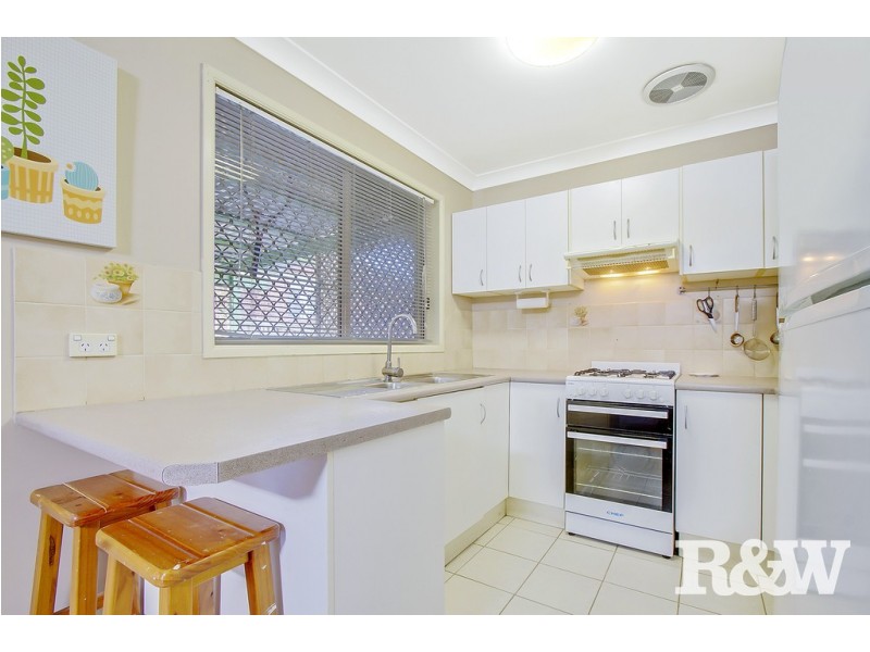 43A Unicombe Crescent, Oakhurst NSW 2761