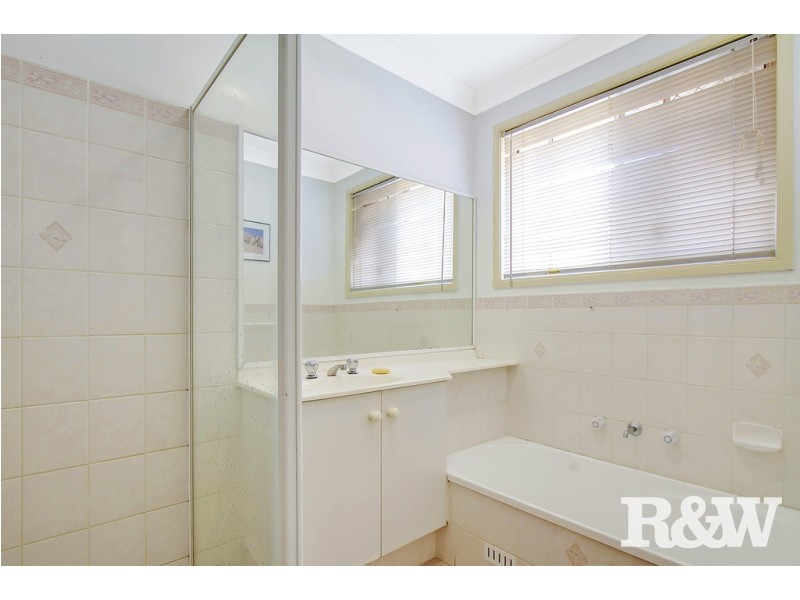 43A Unicombe Crescent, Oakhurst NSW 2761