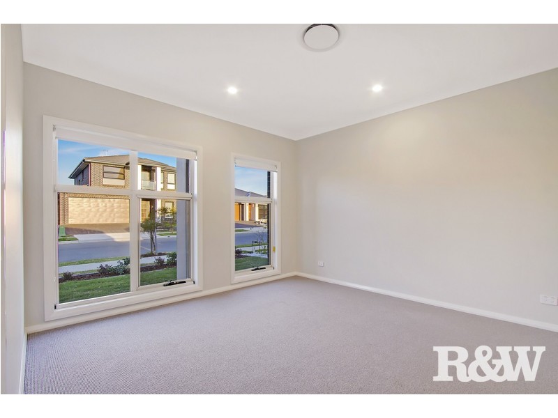 33 Wilcox Street, Marsden Park NSW 2765