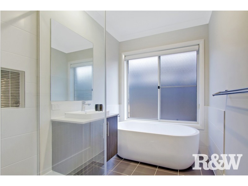 33 Wilcox Street, Marsden Park NSW 2765