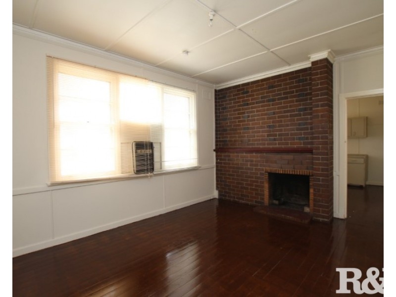 9 Griffiths Street, North St Marys NSW 2760