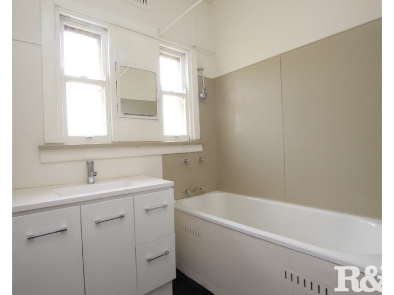 9 Griffiths Street, North St Marys NSW 2760