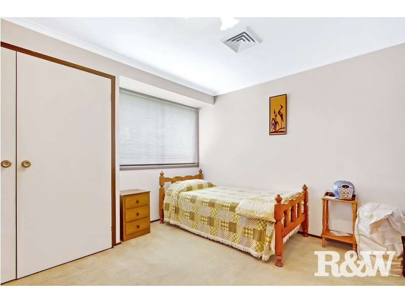 5 Ferrier Crescent, Minchinbury NSW 2770