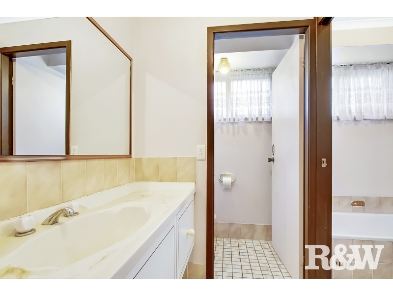 5 Ferrier Crescent, Minchinbury NSW 2770