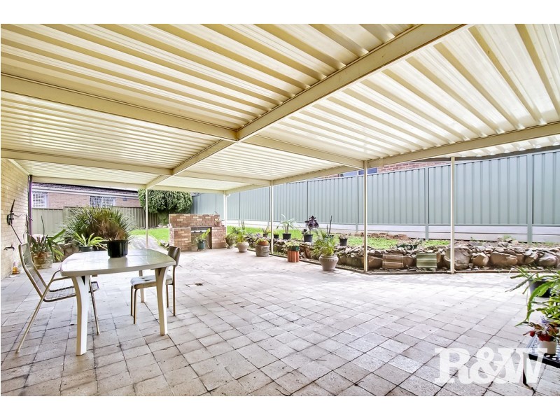 5 Ferrier Crescent, Minchinbury NSW 2770