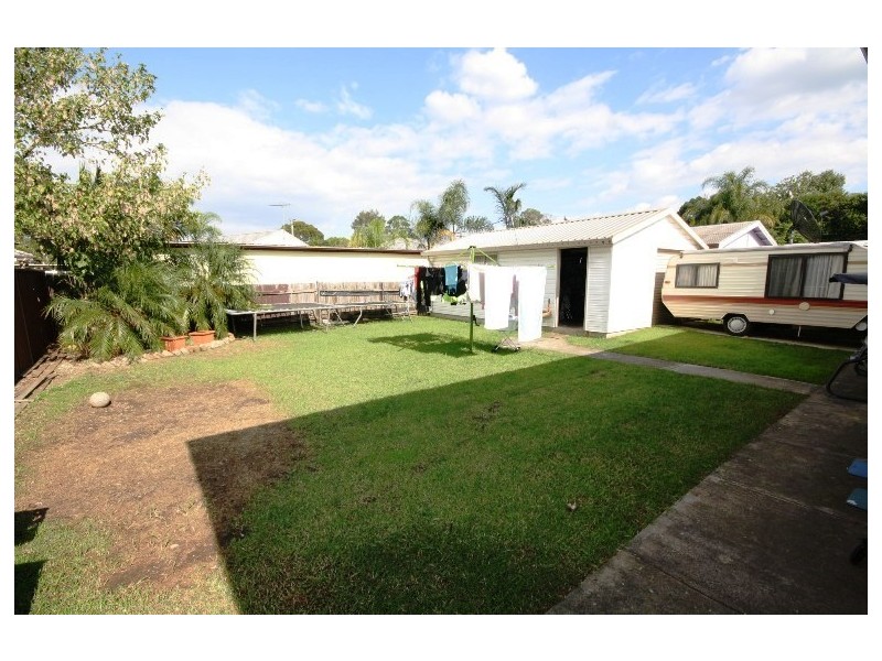 28 BOUGANVILLE ROAD, Lethbridge Park NSW 2770