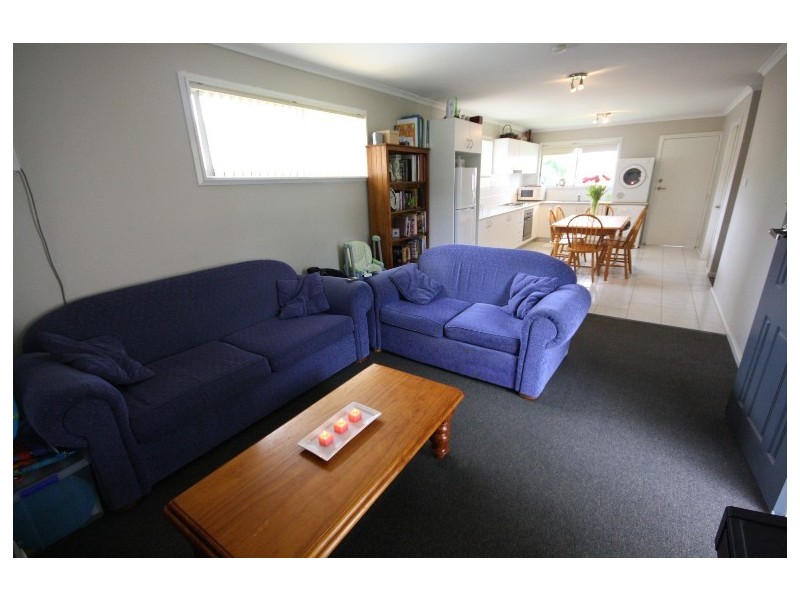 4 MELKARTH PLACE, Doonside NSW 2767