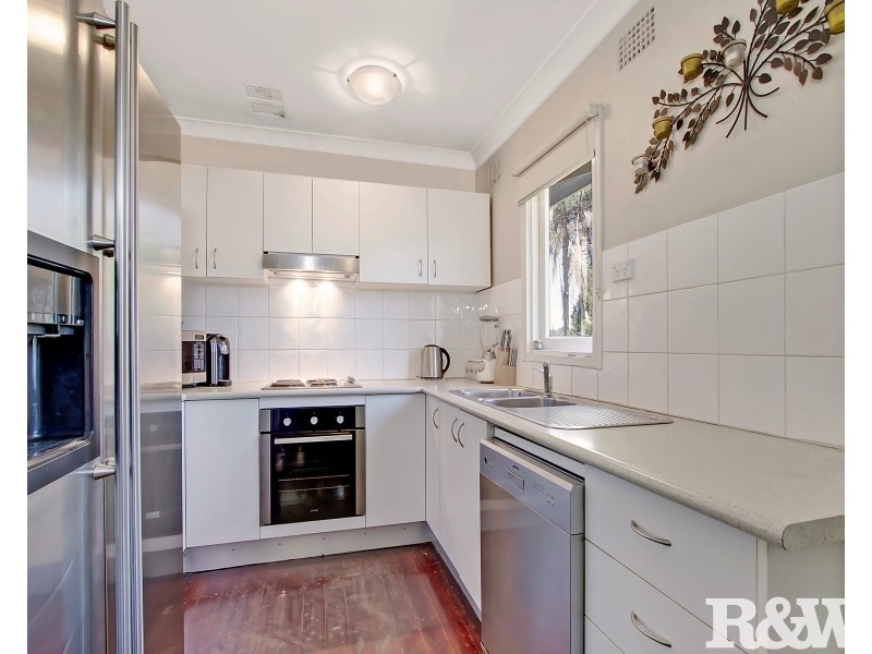 39 Roebuck Crescent, Willmot NSW 2770