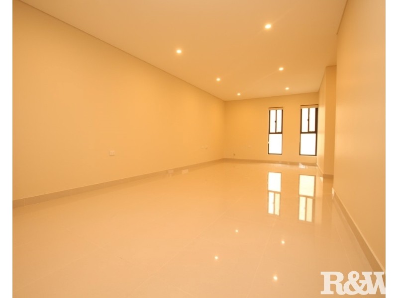 16/1A Premier Lane, Rooty Hill NSW 2766