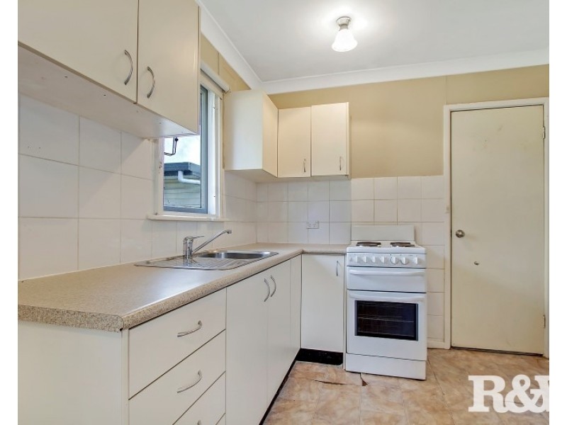 42 Kista Dan Avenue, Tregear NSW 2770