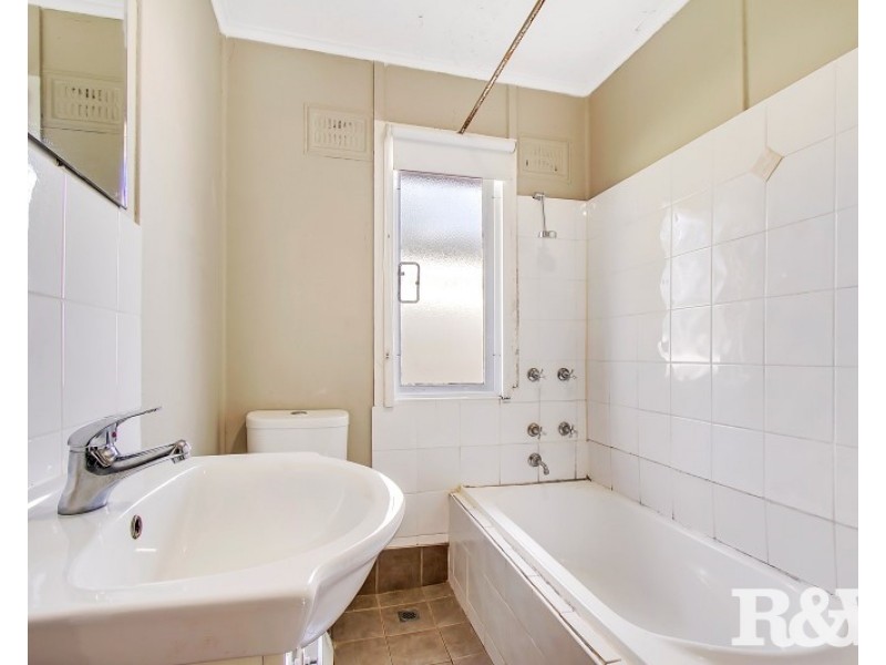 42 Kista Dan Avenue, Tregear NSW 2770