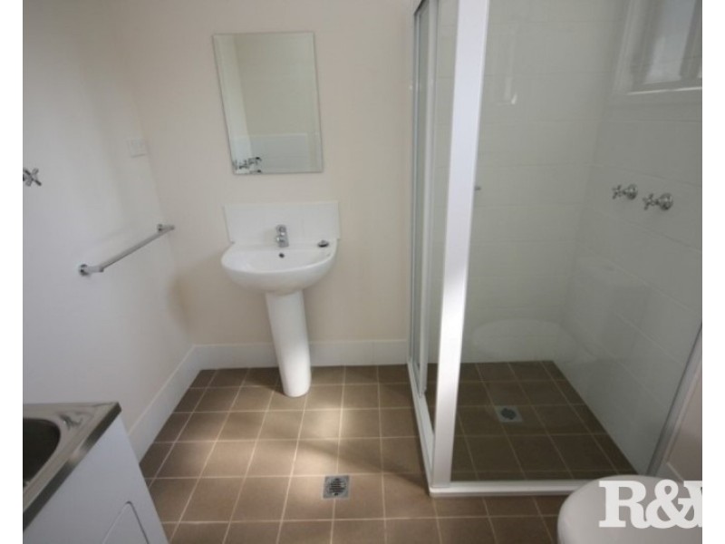 32A Woodview Road, Oxley Park NSW 2760