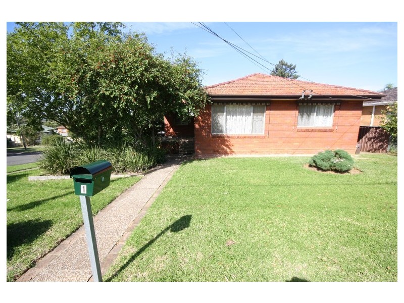 1 ALMA PLACE, Rooty Hill NSW 2766
