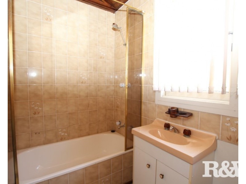 8 Reston Avenue, Hebersham NSW 2770