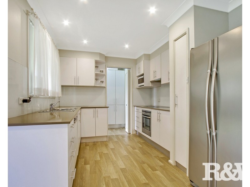 16 Mimika Avenue, Whalan NSW 2770