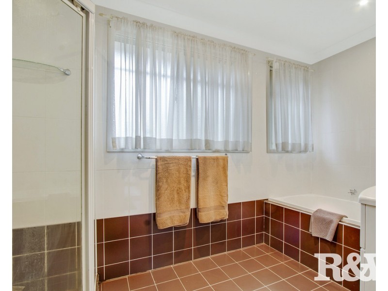 16 Mimika Avenue, Whalan NSW 2770