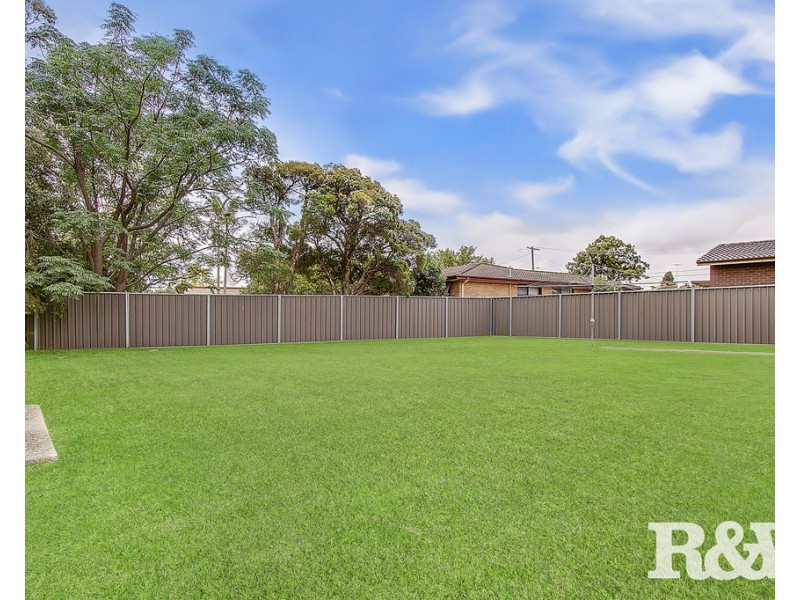 16 Mimika Avenue, Whalan NSW 2770