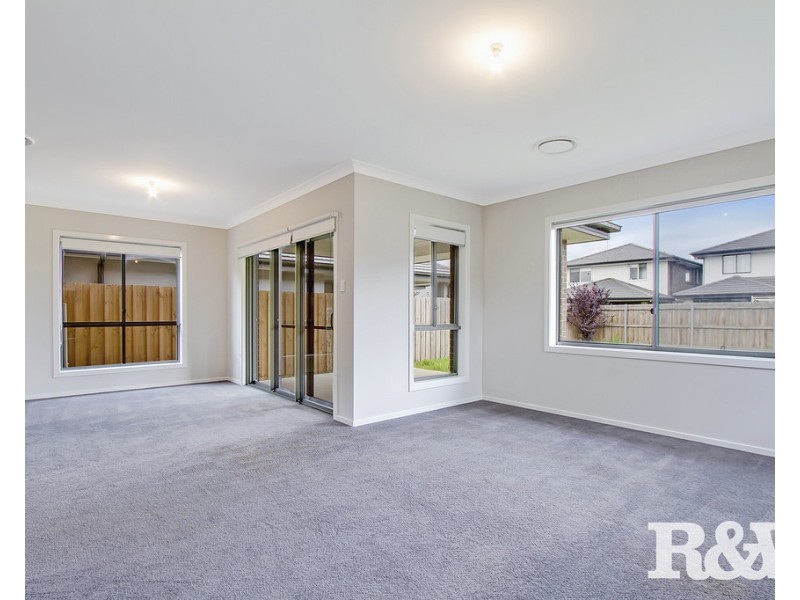 4 Foliage Street, Schofields NSW 2762