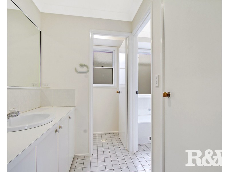 43 Hyatts Road, Oakhurst NSW 2761