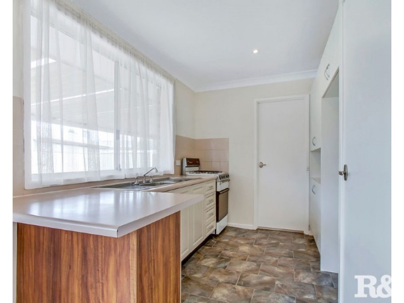 9 Doolan Street, Dean Park NSW 2761