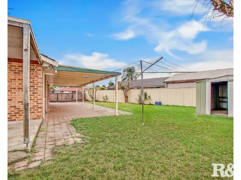 9 Doolan Street, Dean Park NSW 2761