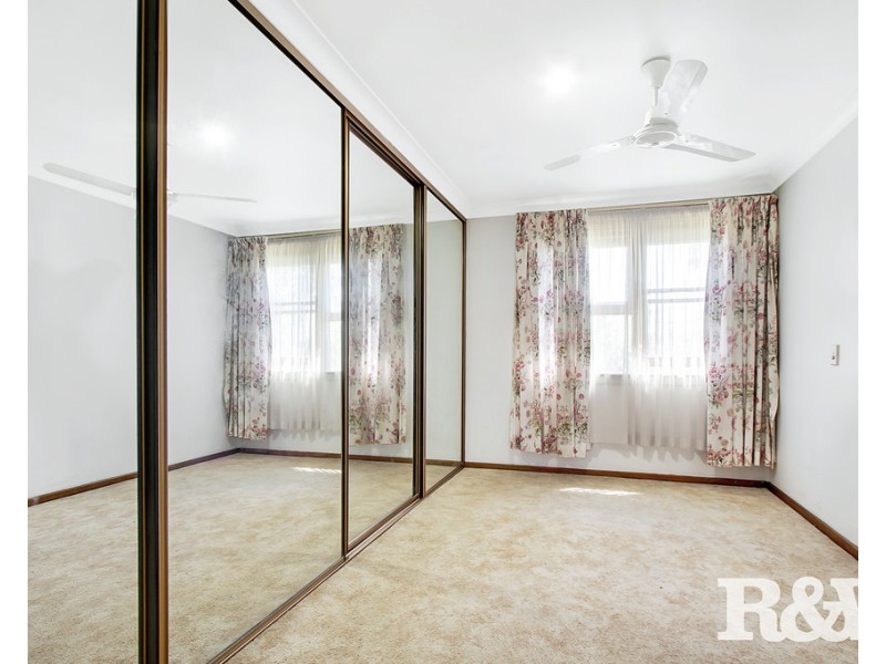 9 Nella Dan Avenue, Tregear NSW 2770